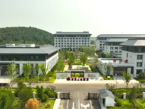 Fei County Yulongshan Grand Hotel