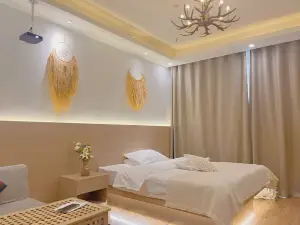 Jiaxiang Youth Theme Hotel
