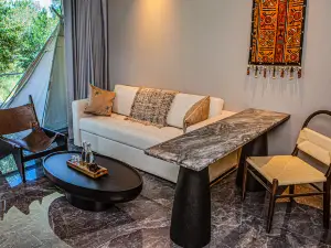 Pristine Mara Bay Lodge