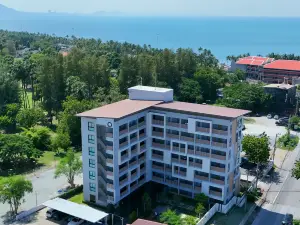 The Kite Hotel Bangsaen by Koko