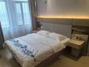 Yunxi Apartment Hotel (Huolin Gol Station)