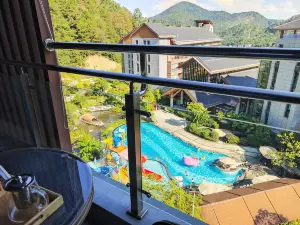 Green Hot Spring Homestay (Gupo Mountain Tourism Resort Distribution Center Branch)