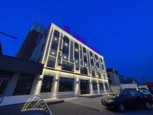 Lavender Hotel (Tongyu Railway Station Branch)