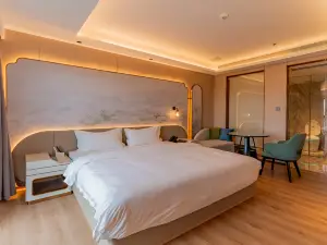 PHOENIX CHENG SHUANG HOTEL