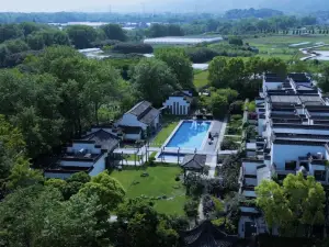 Creek Villa