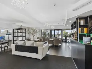 Airport Hotel Sydney