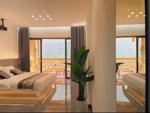 Shiyue Shiqi Homestay
