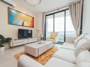 Macrolink Medini Starry Stay 3BR 5pax Legoland