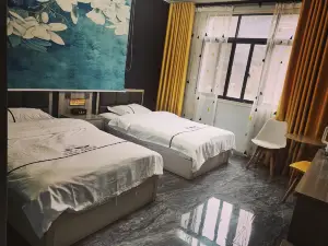 Huanhuazhuang Homestay