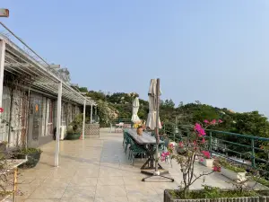 Zhuhai Huatianli Shanju Seaview Homestay (Jinwan Airport Air Show Center)