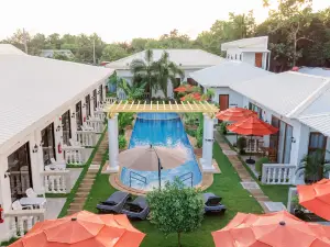 E L Westensee Resort