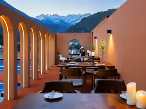 山格·Amo空中花園酒店（康定情歌廣場店）