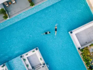 The Green Hidden Wanjia Hui Resort Hotel (Shaoxing Lu Xun's Hometown Cangqiao Zhijie Store)