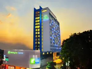 Holiday Inn Express Surabaya Centerpoint