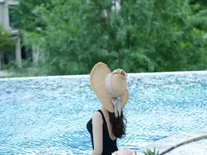 SJXZ •  Mountain Beauty Hotel