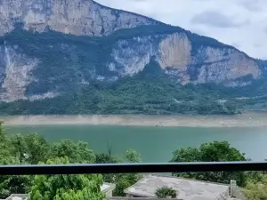 Jihuawu House, Xitashan, China