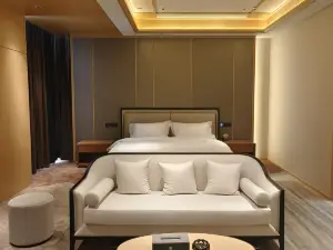 Flowers Bloom With Prosperity Hotel