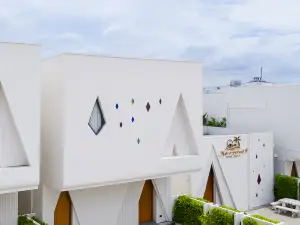 Moon 5-Bedroom Luxury Pool Villa