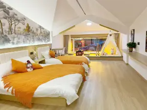 Muxue Mountain Residence Hotel (China's Snow Town Scenic Area)