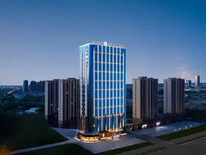Atour S Hotel (Urumqi Exhibition Center Wuyue Plaza)