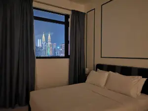 Chambers A Studio Flat, KLCC & KL Tower view, City