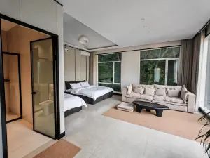 Wuhua Mountain Resort Homestay