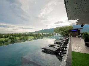 Mountain View@nimman12 Hotel & Resort