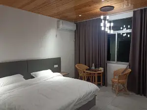 Jinfenghu Homestay
