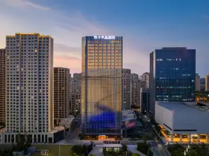 Xuzhou East Station Yunlong Wanda Crystal Orange Hotel