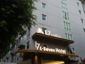 L-Seven Hotel