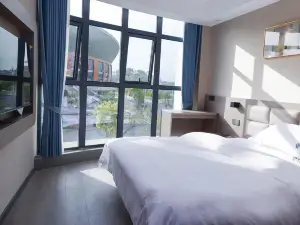 Blue Lin Hotel