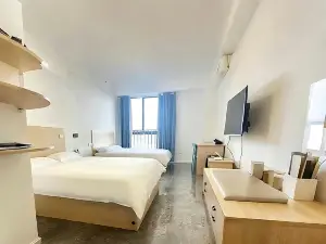 嵩明悠家电竞酒店