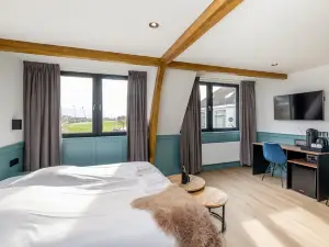 โรงแรมและร้านอาหารแบรสเซอรี่ สมิทส์