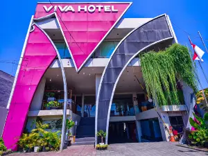 Viva Hotel Kediri by Front One