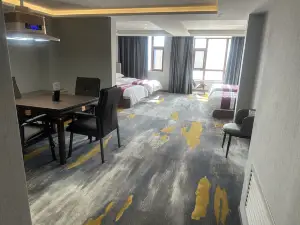 Changling Yunrui Hotel