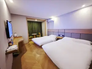 赤城憶家快捷酒店（張家口赤城汽車站店）