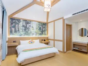 Ancient Village Korean Folklore Hotel