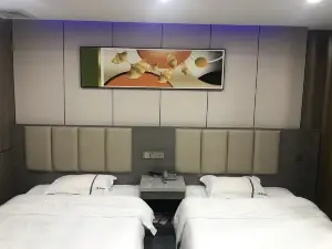 Xichuan Zhongxin Boutique Hotel