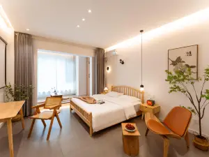 Rabbit Nest B&B (Peony Square Wanda High-tech Store)