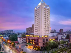 Linyi Ronghua Hotel (People's Square Railway Station)