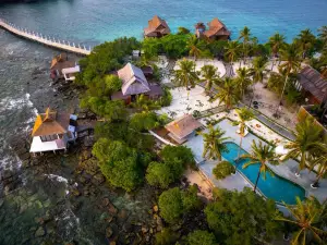 Fullmoon Island Resort