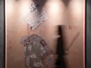 HUACHENG·V Time Walk Hotel (Guanshanhu Park Lincheng West Road Subway Station Branch)