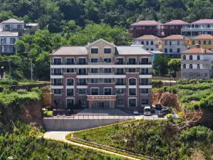 Shangzelin Hotel, Scorpio Island