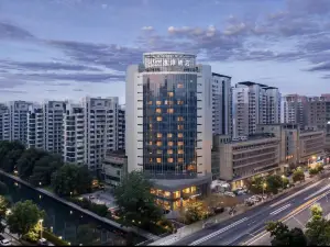 UrCove by Hyatt Tianjin West Railway Station Hotel