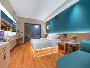Sugar Cubes Hotel (Xincai Yigao)