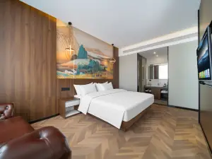 Zhenping Fangyuan Business Hotel