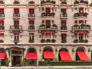 Plaza Athénée Paris & Dior Spa