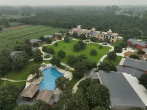 Mamaya Resort & Spa By Four Leaf Hotels