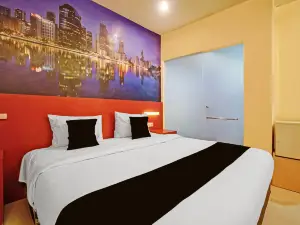 Townhouse Oak Malang near ITN Malang formerly Fariz Hotel Singosari