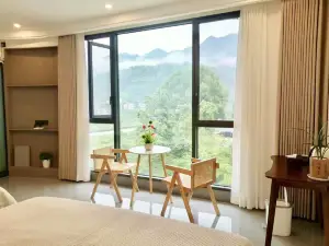 Hefeng Qingqing Xiaoyuan Homestay